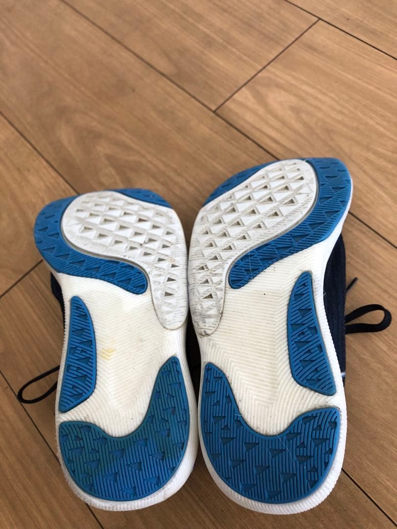 ニューバランス　ランニングシューズ