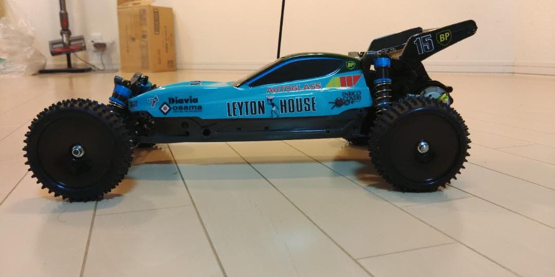 【美品・走行2回】タミヤ DT-03 OPパーツ付き LEYTON HOUSE