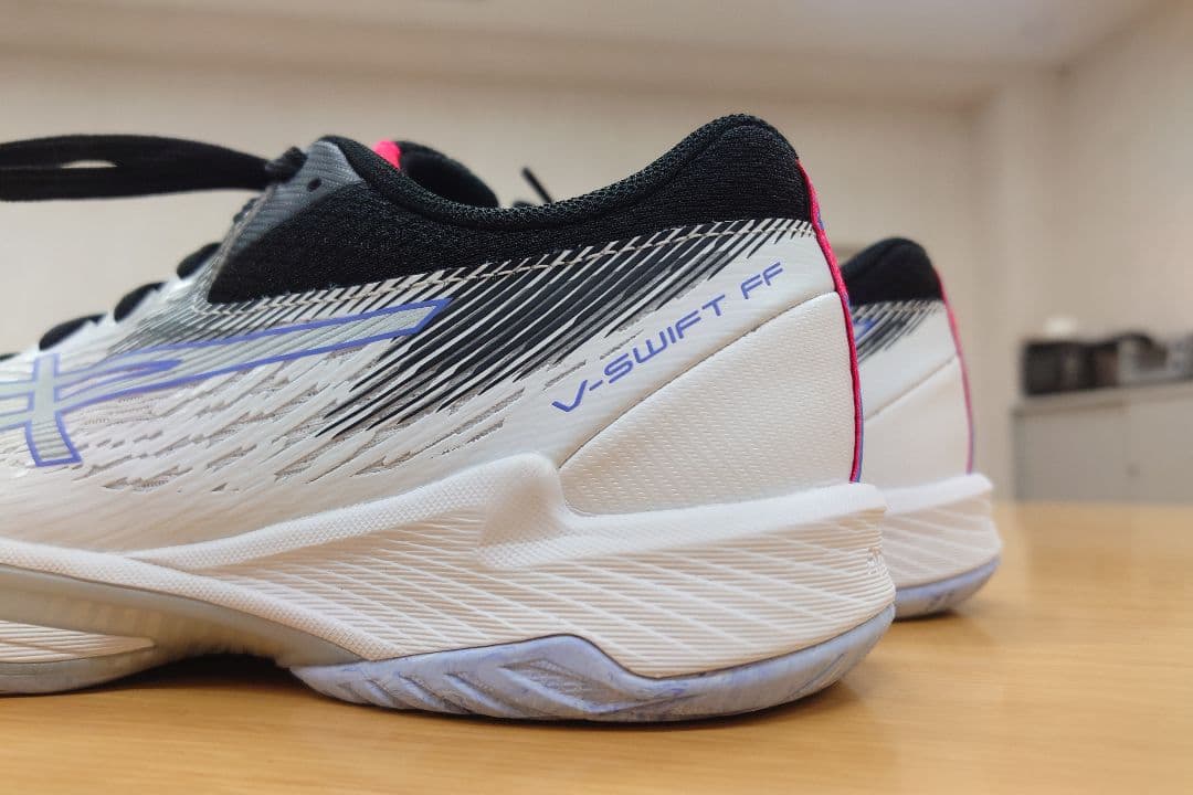 新品☆アシックス V-SWIFT FF 4 バレーボールシューズ 24.5cm
