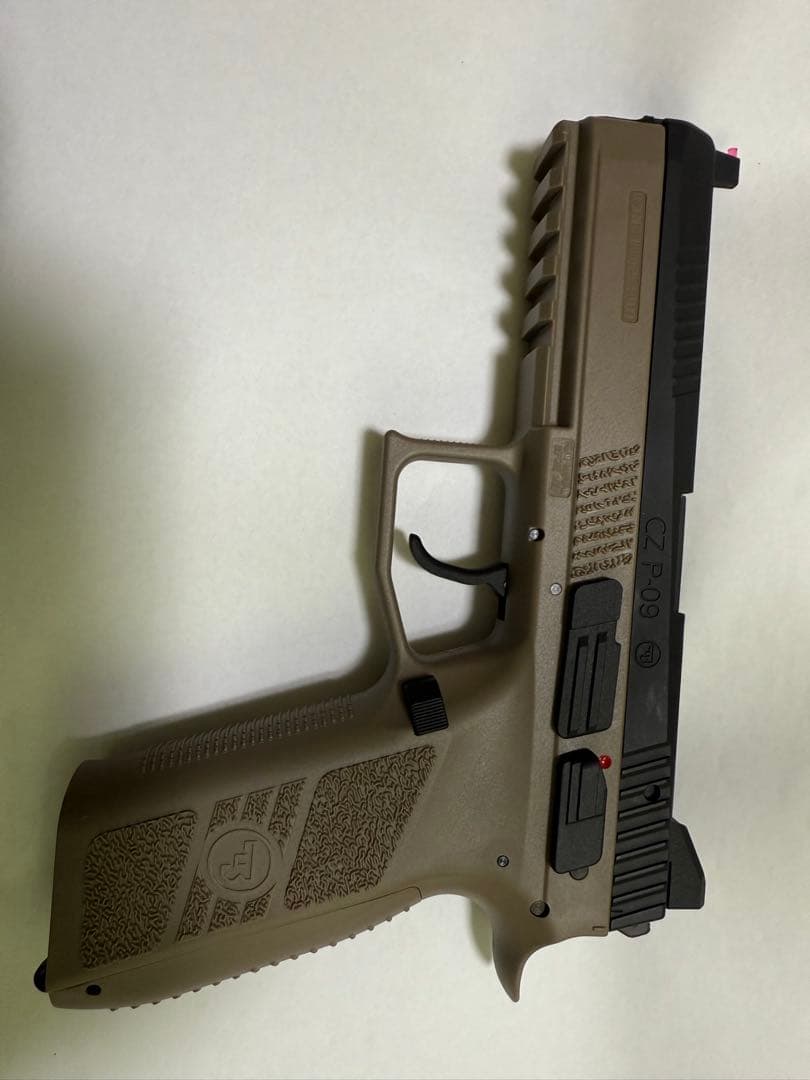 Carbon8 CZ P-09 CO2ブローバック