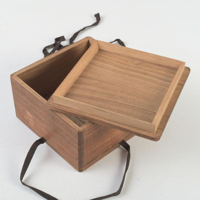 茶道具　鎌倉彫　花木文　香合　時代箱付　V　9611