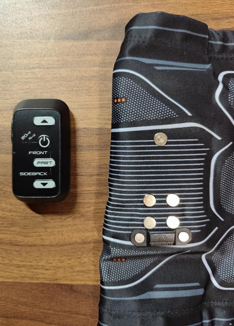 SIXPAD Powersuit lite Core Belt Ｍサイズ