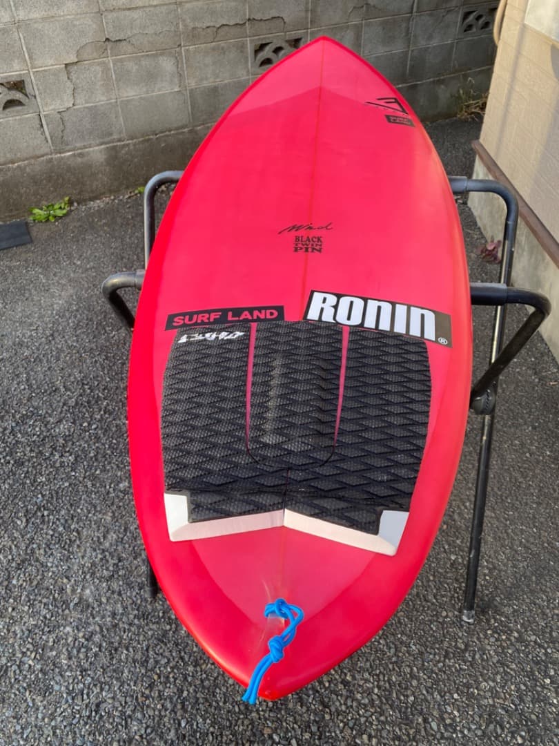 【yokko】MINDSURFBOARD / BLACK TWIN PIN