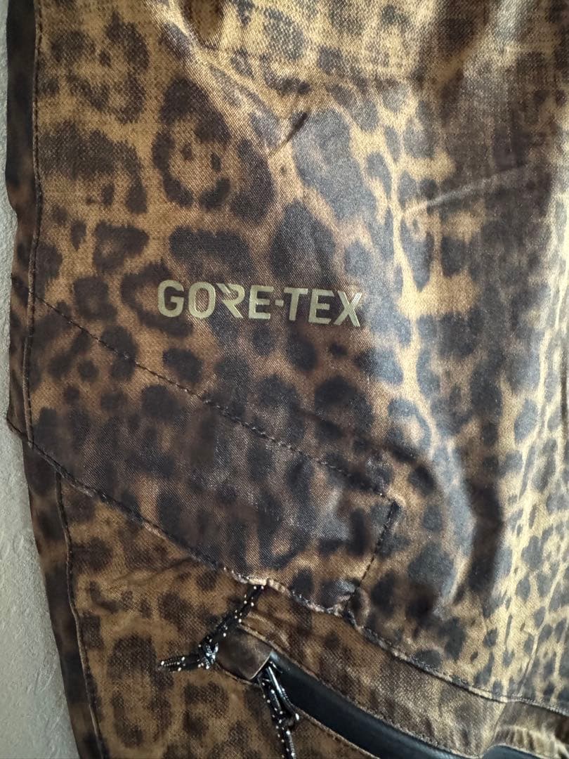 ボルコムスノーボードウェア 上下セットGORE-TEX