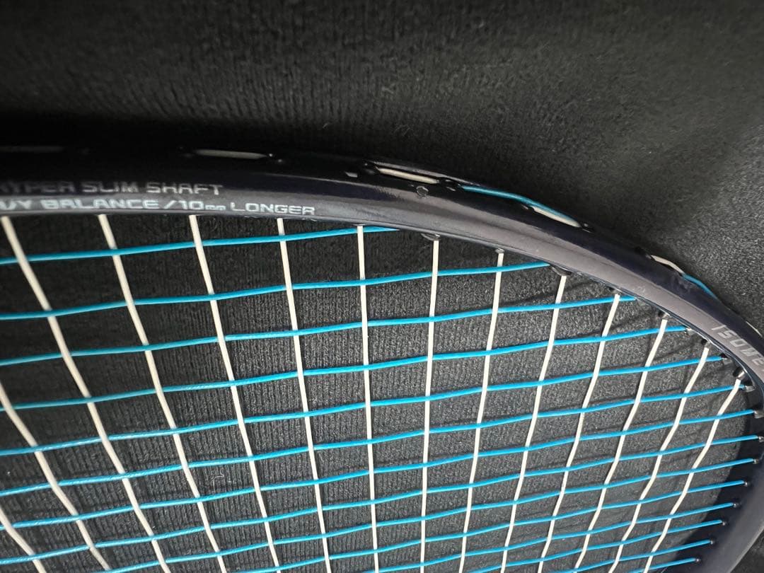 YONEXアストロクス100zz廃盤モデル