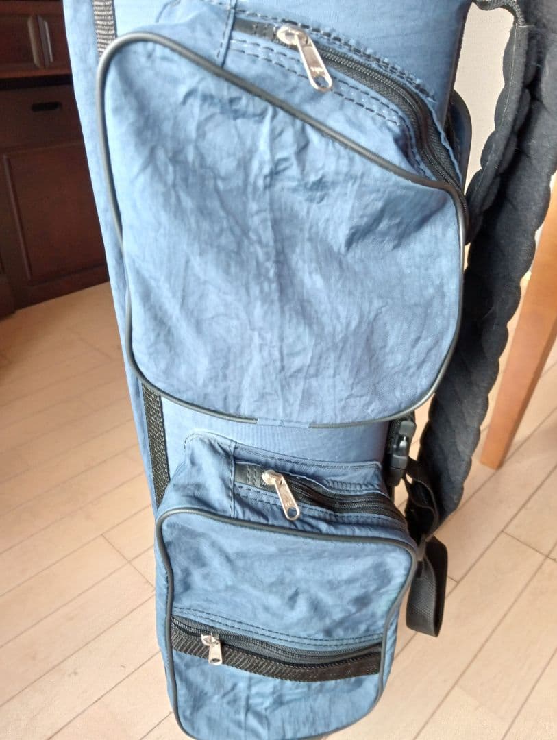 BURTONレディースキャディバッグ　軽量2．２kg, made in USA.