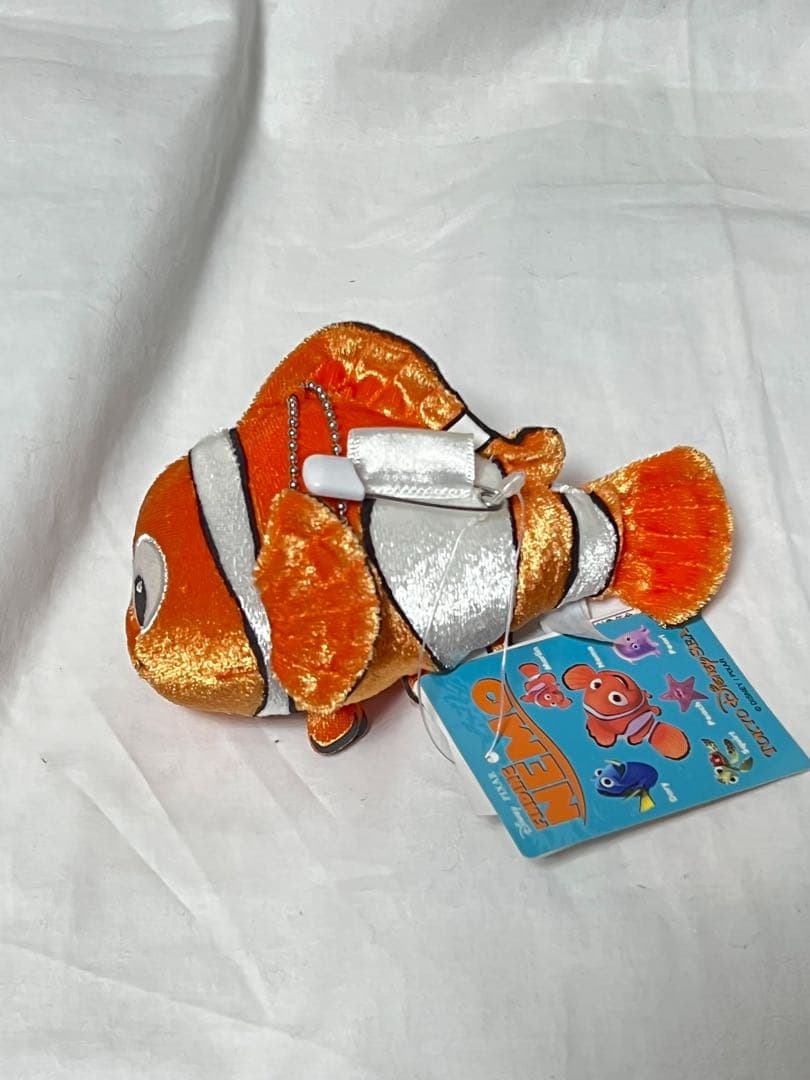 匿名配送/ファインディング ニモ ぬいぐるみバッジ