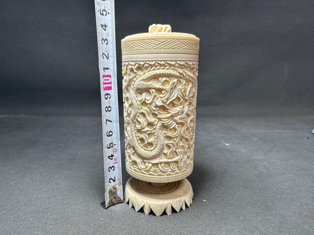 極上　花瓶　置物　天然素材　アンティーク　骨董　飾り物　古美術品　細密細工彫刻