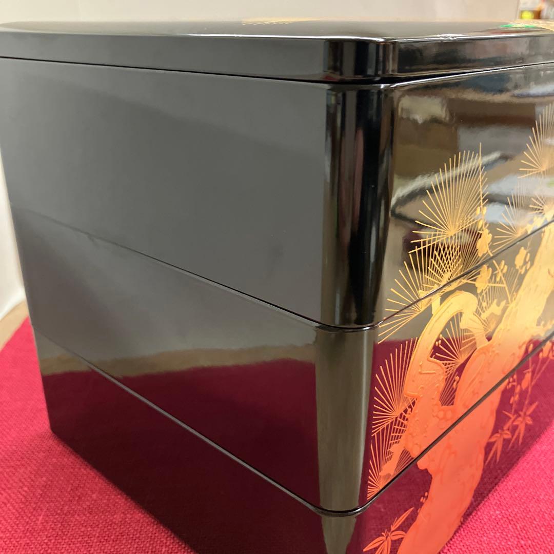 お値下げしました。会津塗黒金老松松竹梅3段重箱