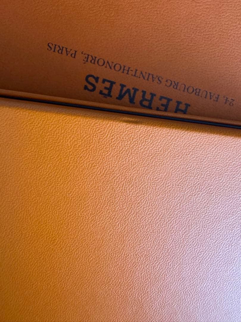 【新品未使用】エルメス　小物入れ　シルバーカラー