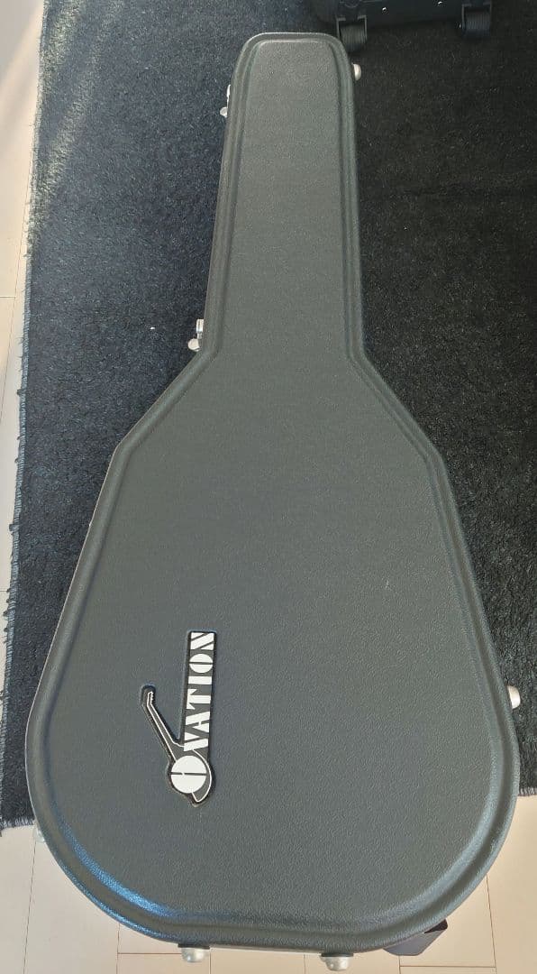 ギター Celebrity by Ovation CS148