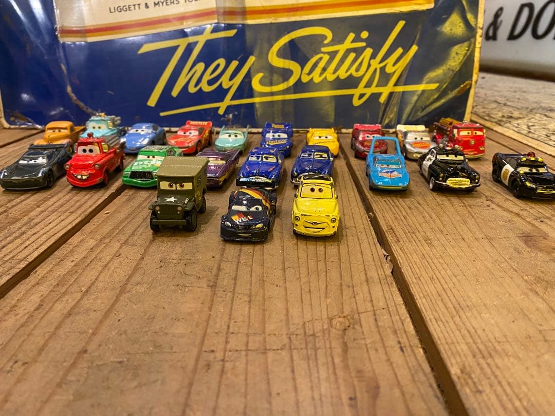 トミカ　カーズ　22台 ディズニー　レア　廃盤？