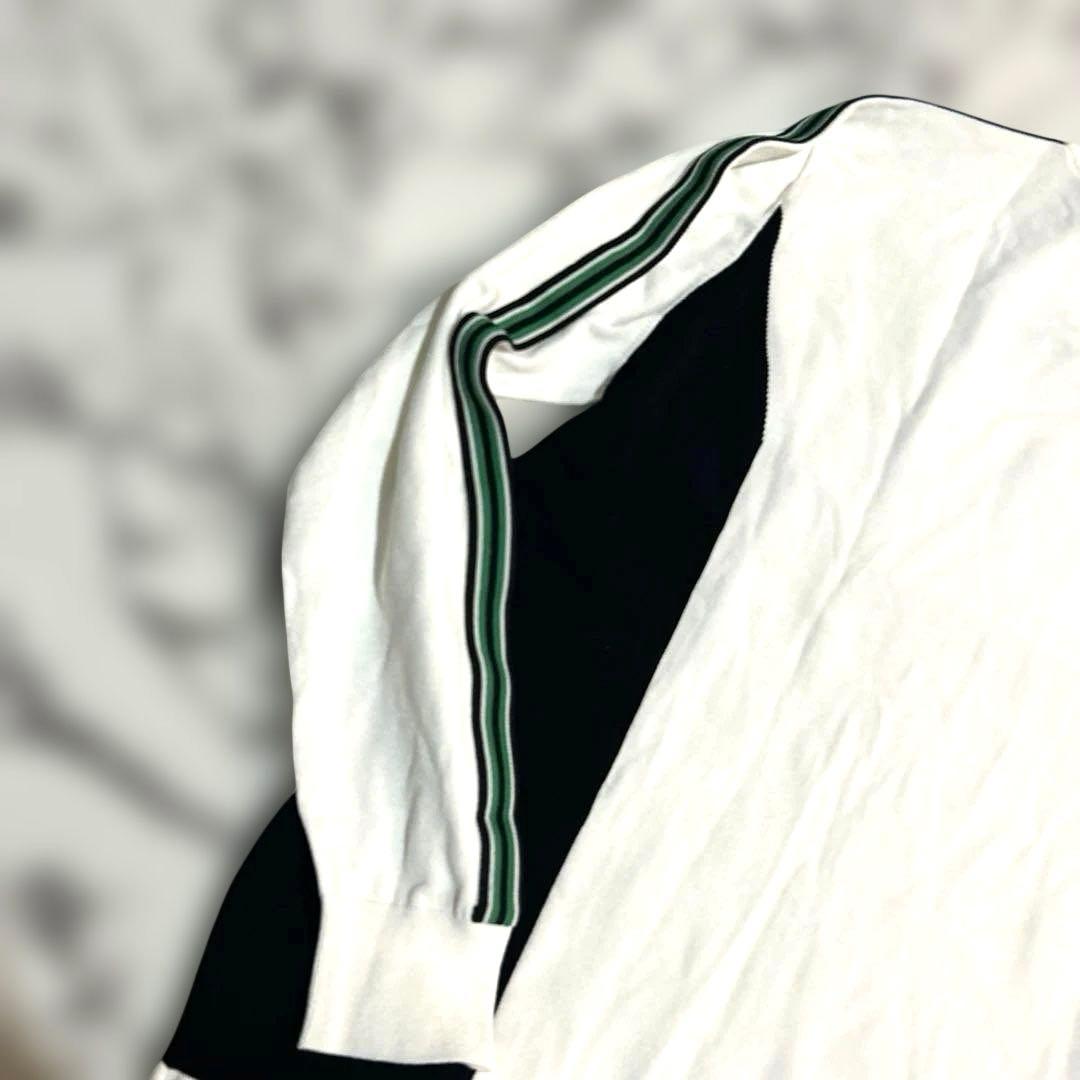 新品タグ付き☆エネーレ　ゴルフウェア　白　袖ストライプ　長袖セーター