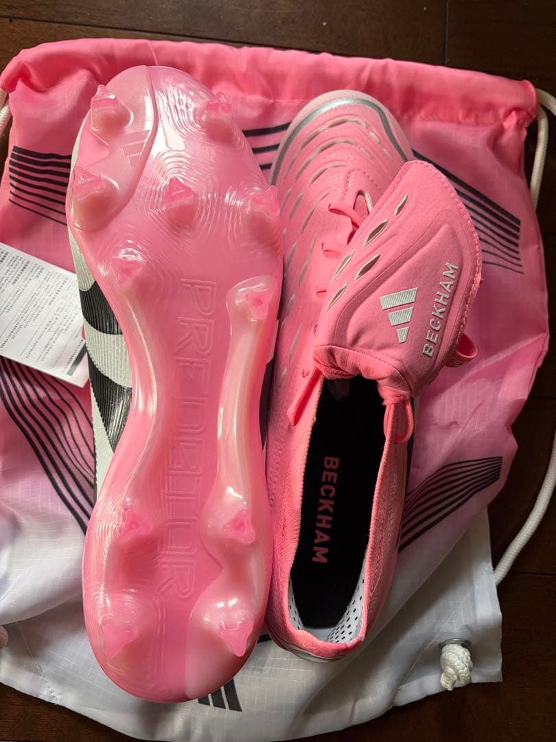 プレデターエリートFTFG ベッカムモデル　28.0