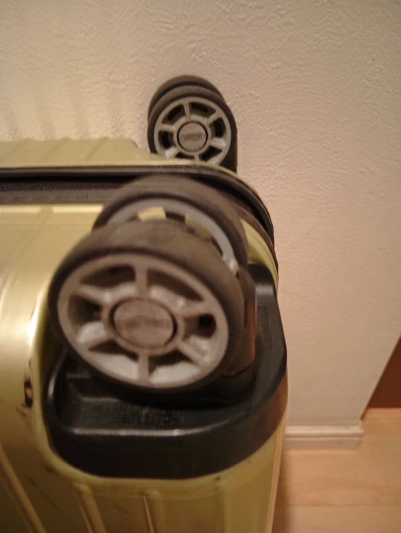 リモワ　サルサエアー 34L　機内持ち込み可