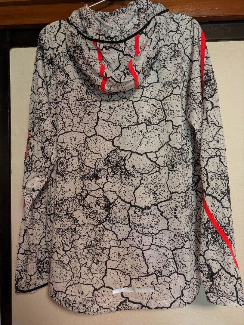 激レア　ナイキ　エンチャントインポッシブリーライトジャケット メンズ　L