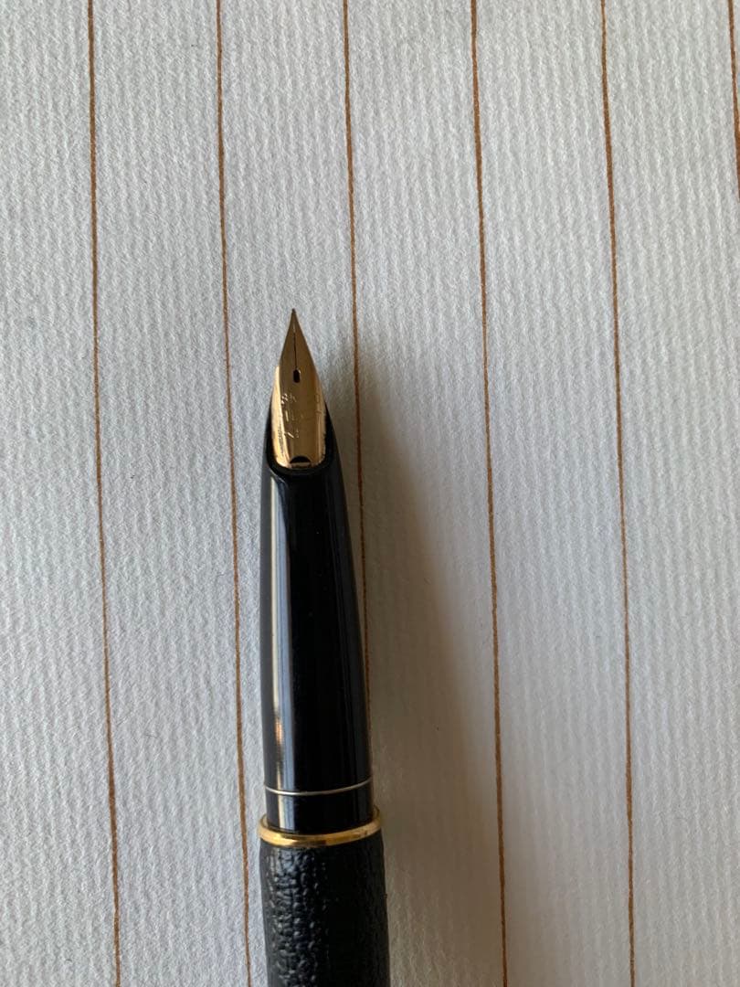 パイロット 18Kペン先万年筆& セーラー 18Kペン先革巻き万年筆 2本セット