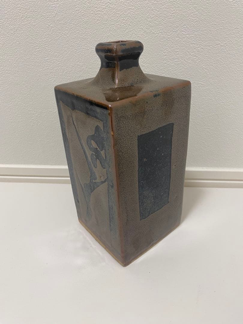 濱田庄司(浜田庄司) ？　柿釉抜絵角瓶 人間国宝 花瓶　一輪挿し 角瓶 花器