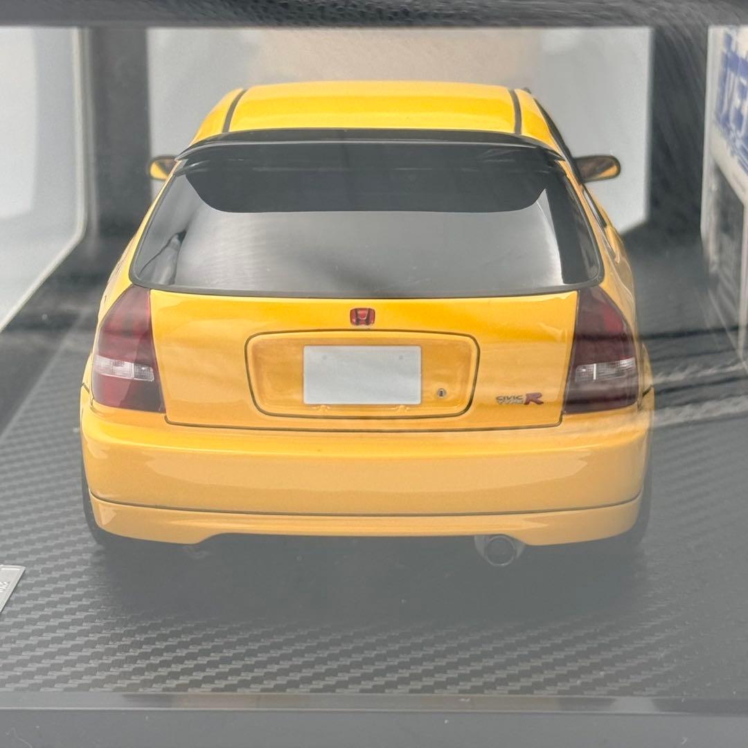 頭文字D 1/18 イグニッションモデル ホンダシビック(EK9) タイプR