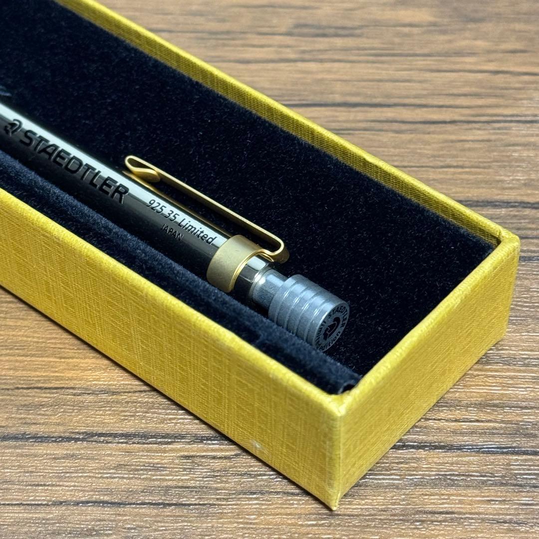 ステッドラー 92525 0.5mm 韓国限定