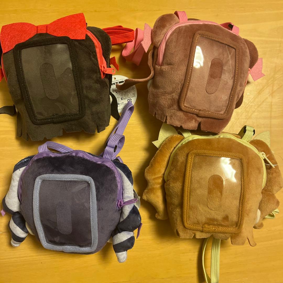 きゅるりんってしてみて　お顔ポーチ4人セット