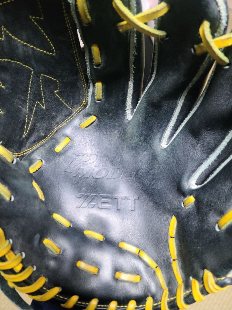 ZETT 硬式グローブ ブラック/イエロー