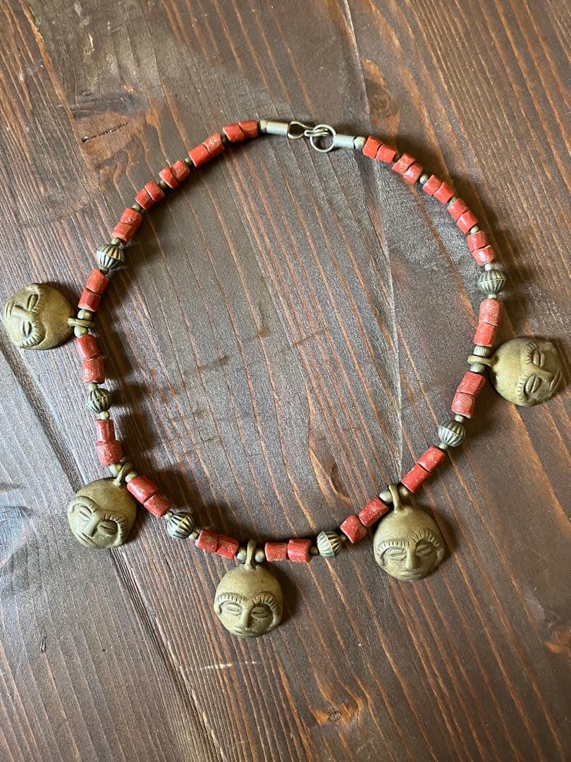 ミャンマー　ナガ族　アクセサリー　少数民族　ヴィンテージ　手仕事　稀少品