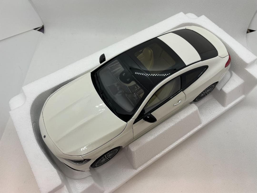 201-010 ノレブ 1/18 メルセデスベンツ CLE Coupe 2024