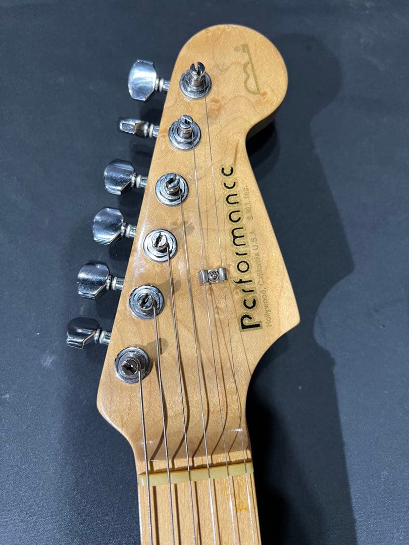 Performance guitar ストラトタイプ　オーダー