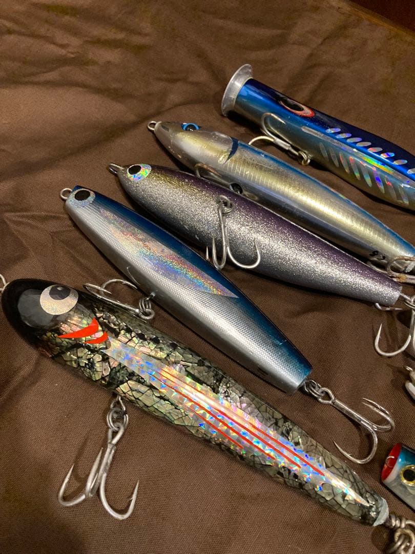 とにかく釣れる大物(青物等)用一軍ルアー メタルジグ 13個セット ケース付き