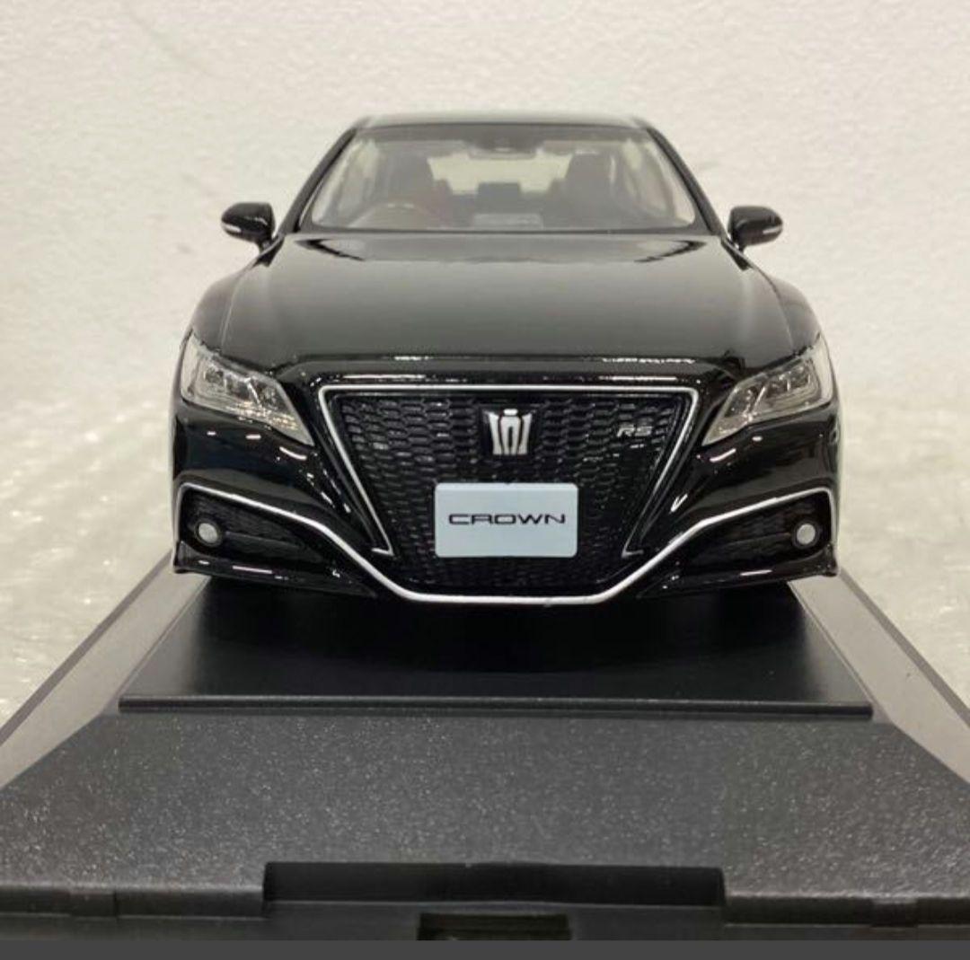 1/30 トヨタ クラウン RS Advance 2.0Lターボ 黒　　8/14