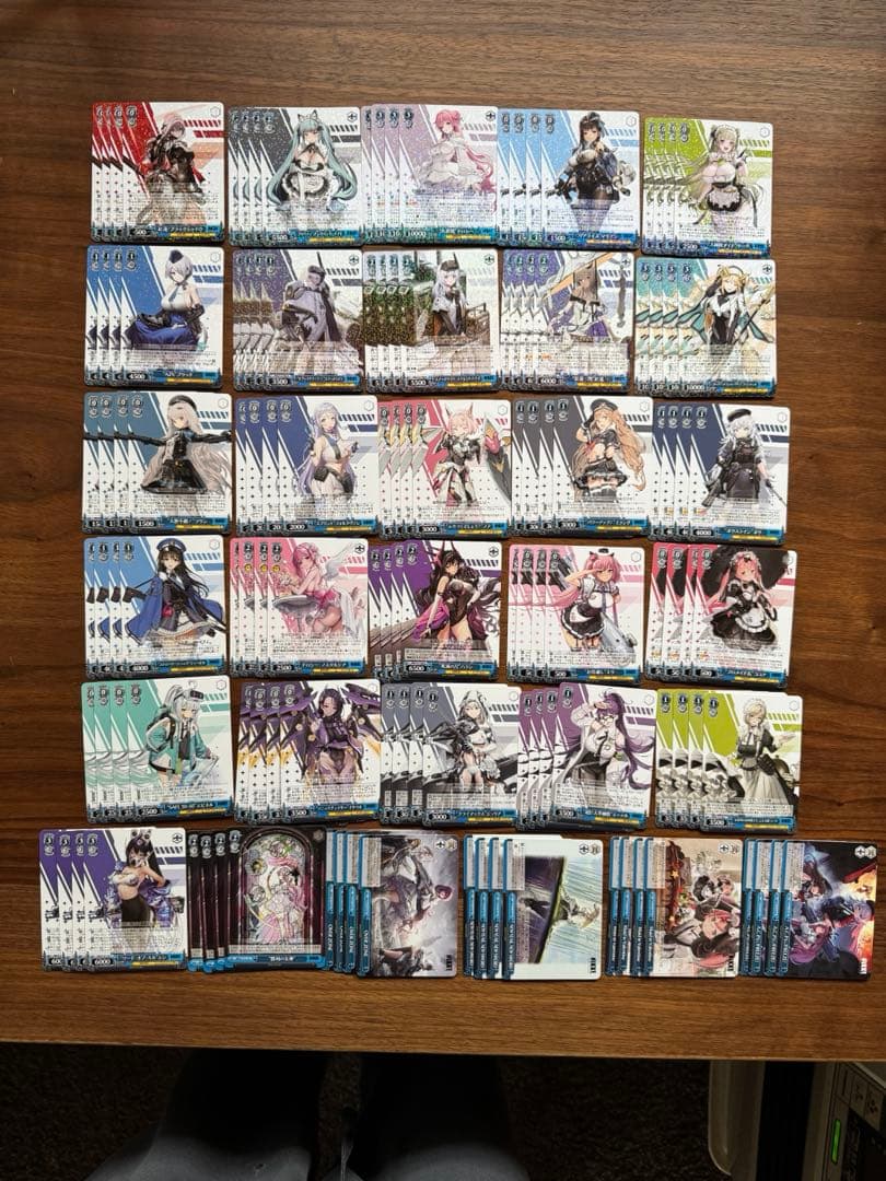 ヴァイス WSニケ NIKKE RR以下4コン + TD4コン + クラウン1枚