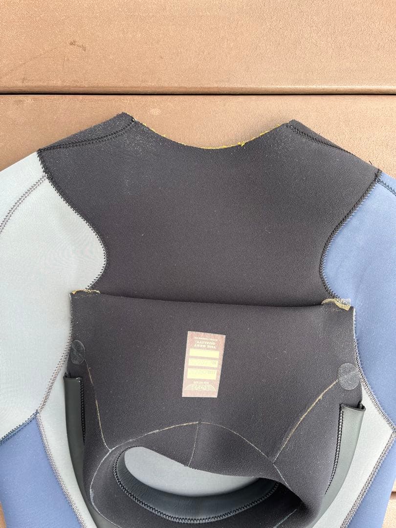 最高峰　RASH WETSUITS ロンスプ　M程度