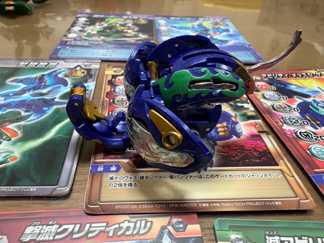 爆丸　サンズデッキ　滅ホロヴォス、硬タンクァー、堅パンツァー　カード　金属パーツ