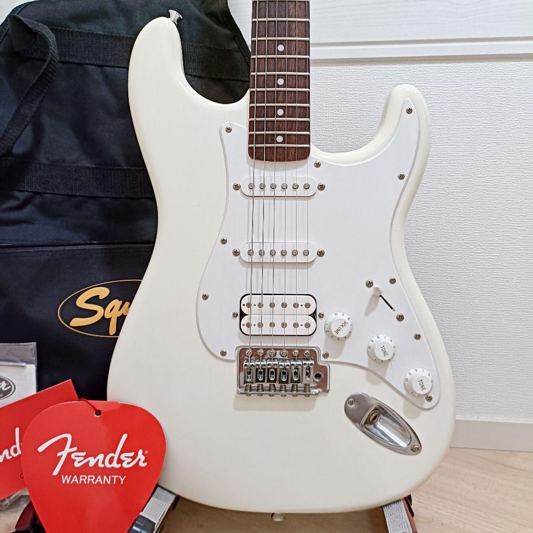 【美品】Squier ストラトキャスター HSS エレキギター本体 ホワイト