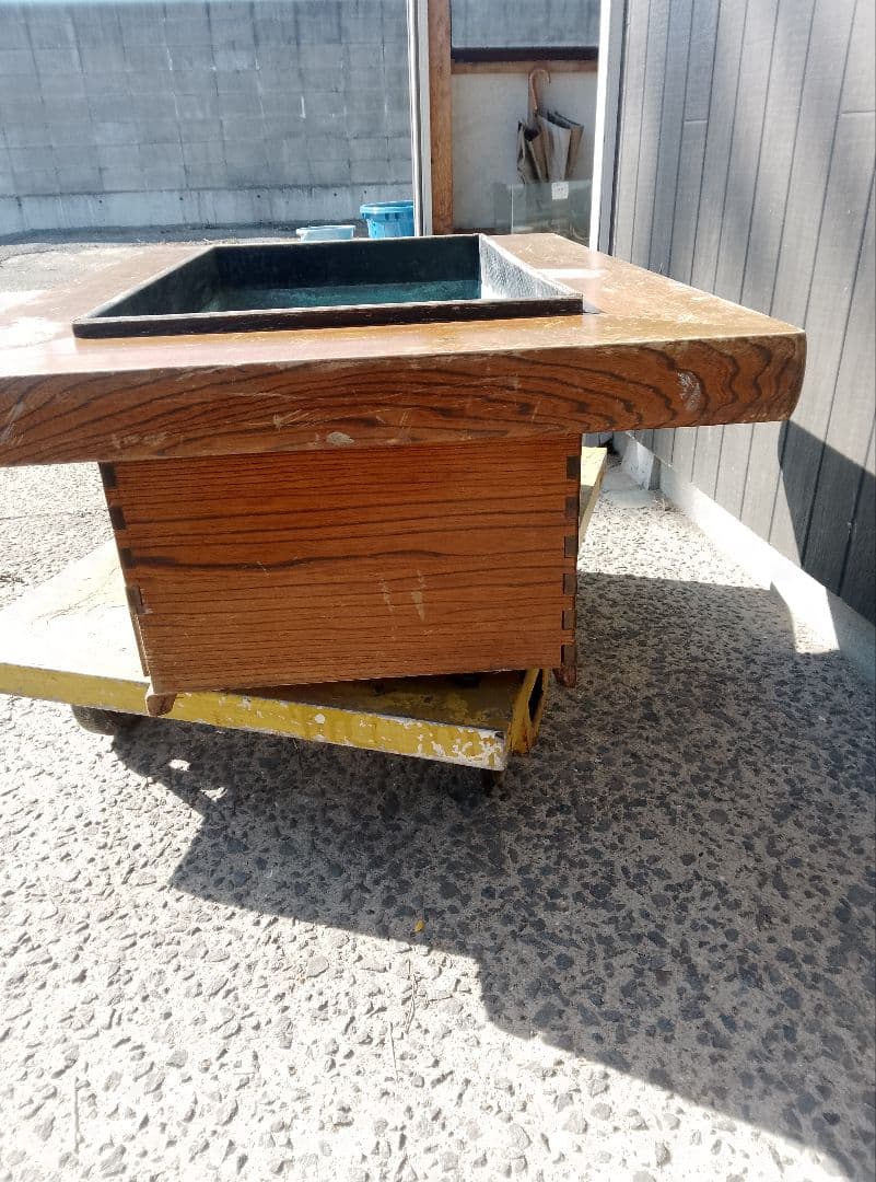 火鉢　送料込み　(最終価格)