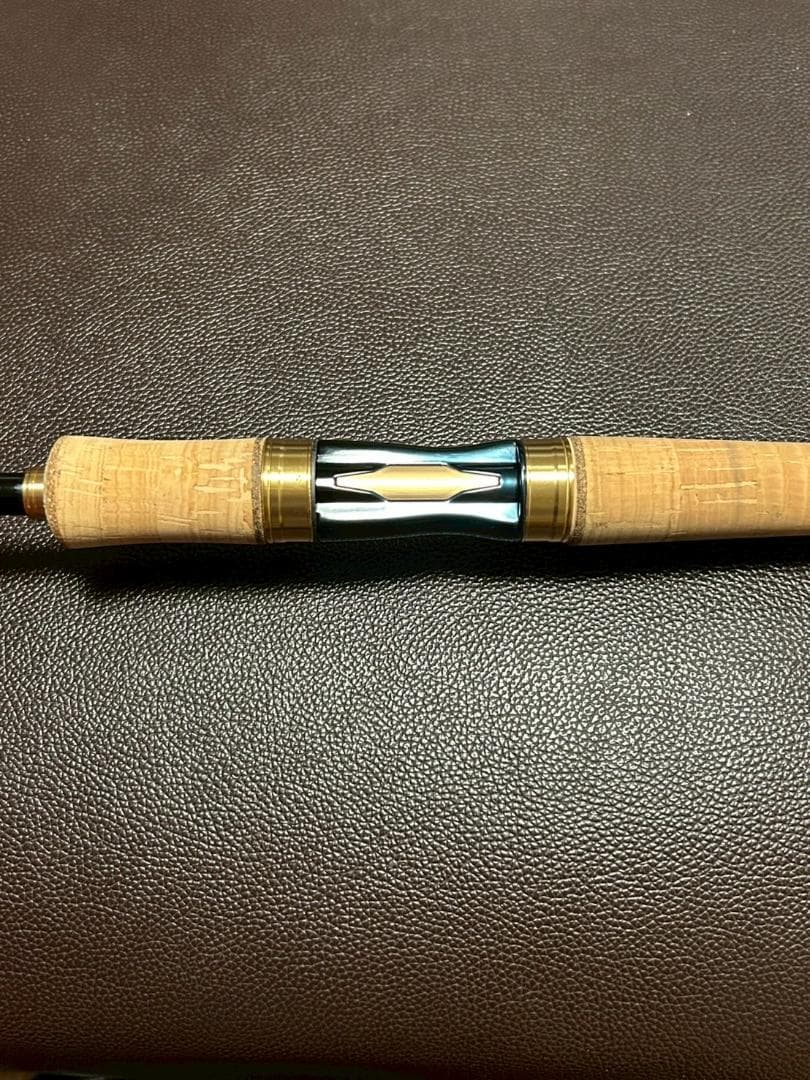 【美品】ワールドシャウラリミテッド　2701FF-3　シマノ