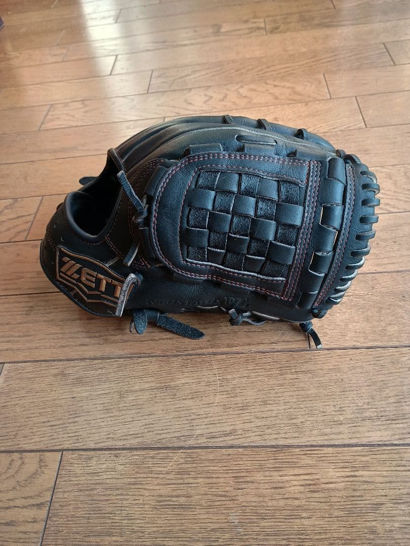グローブ　野球　ゼット　ZETT　軟式　ブラック　右投げ　ネオステイタス