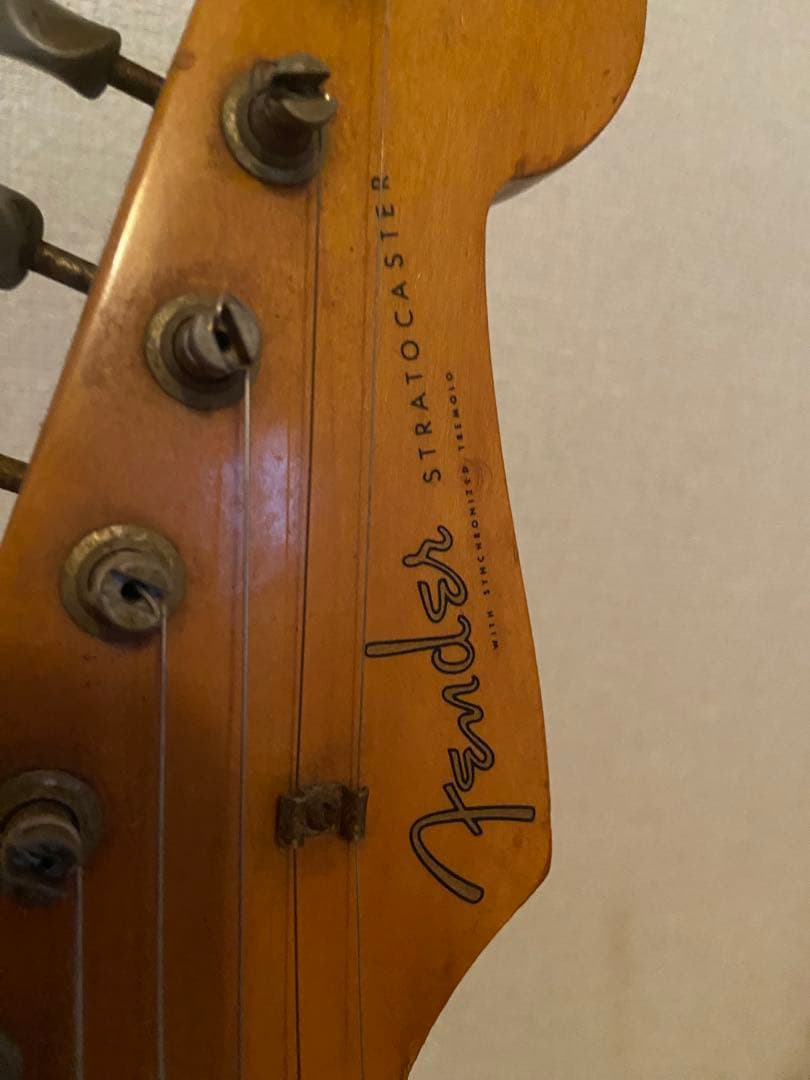 Fender Stratocaster st62-55 Aシリアル、ブリッジはE