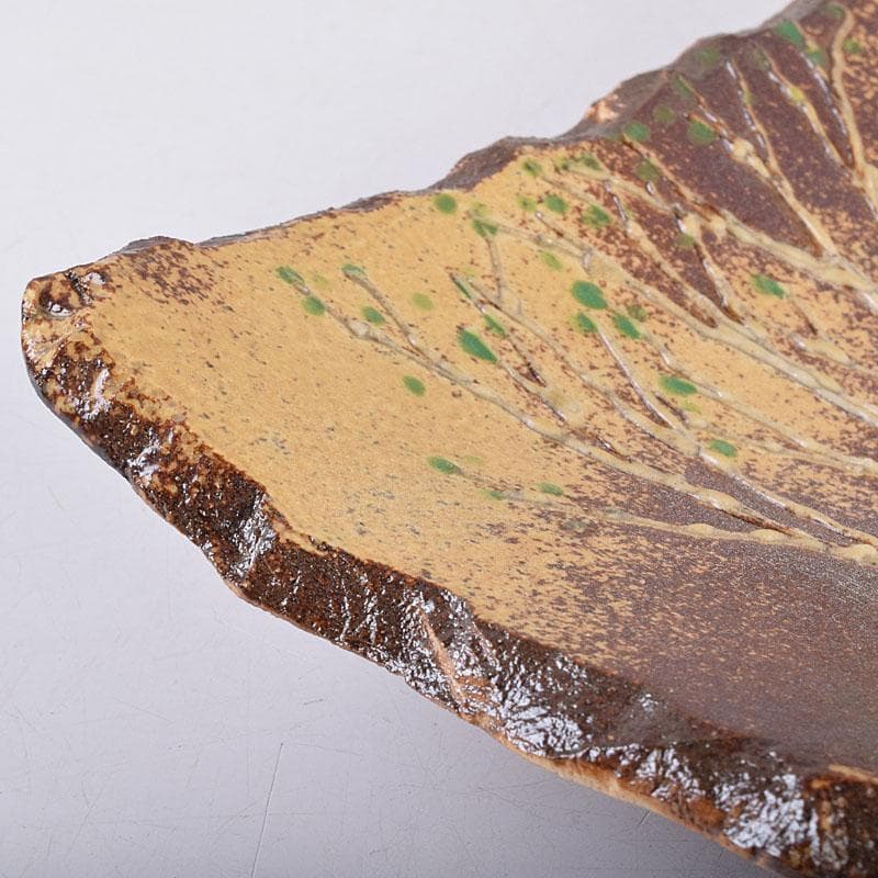 為那都窯　加藤高山（加藤純や）作　隆起象嵌金彩皿　共布共箱　V　R8953B