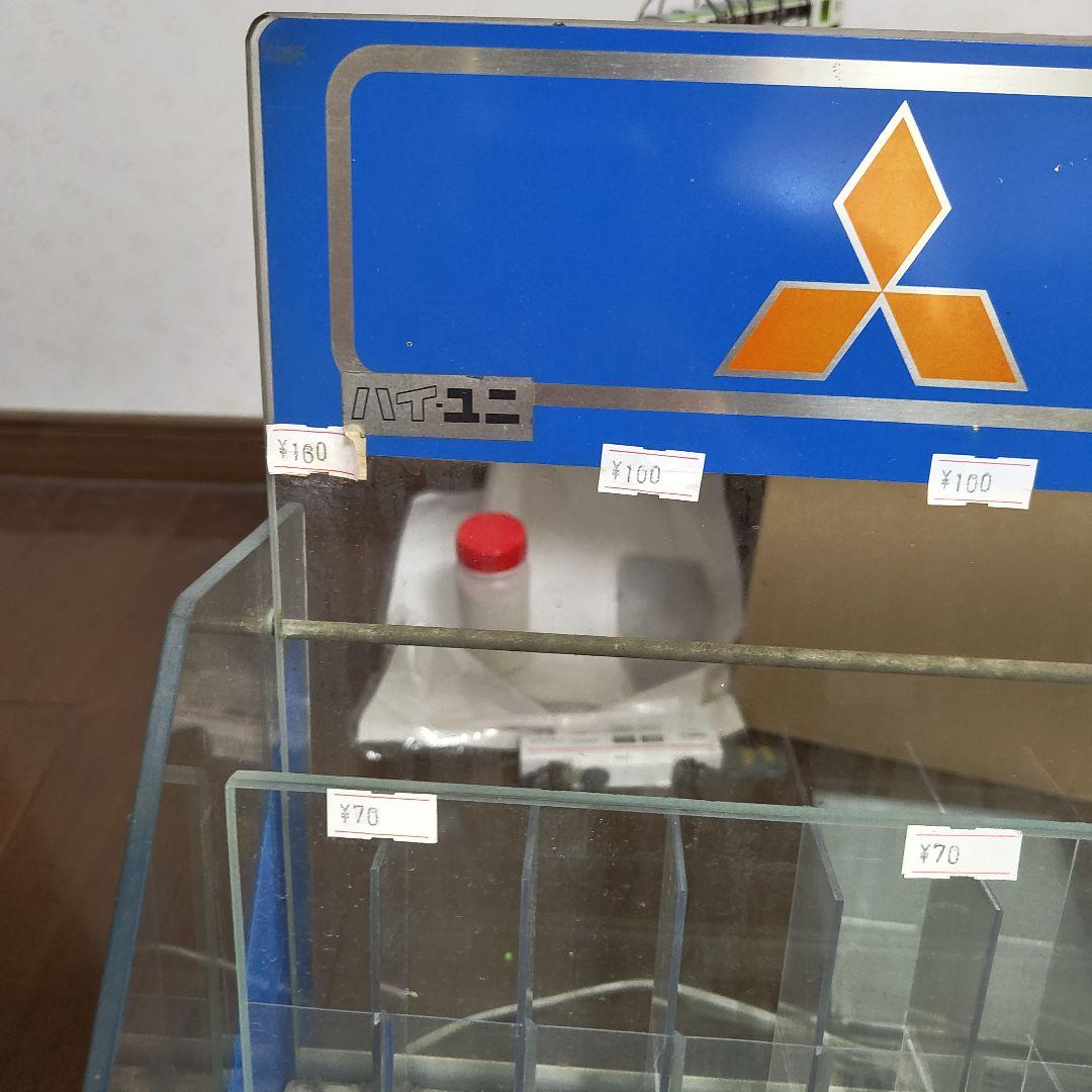 三菱鉛筆　ガラス製什器　(清掃作業代を含む)