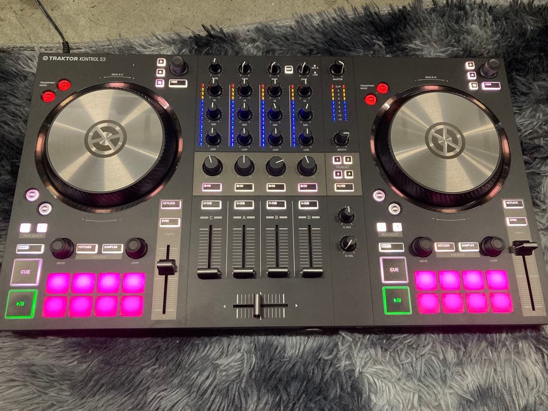 B0101)Traktor Kontrol S3 Djコントローラー
