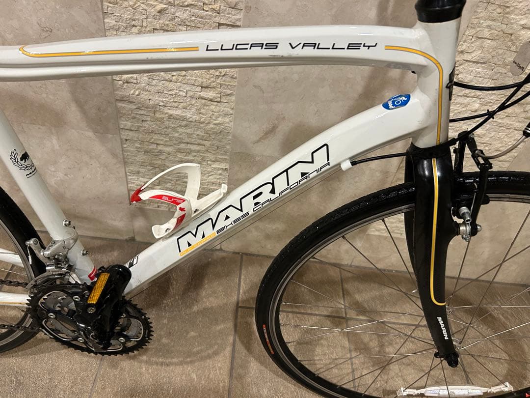 Marin クロスバイク　27段変速