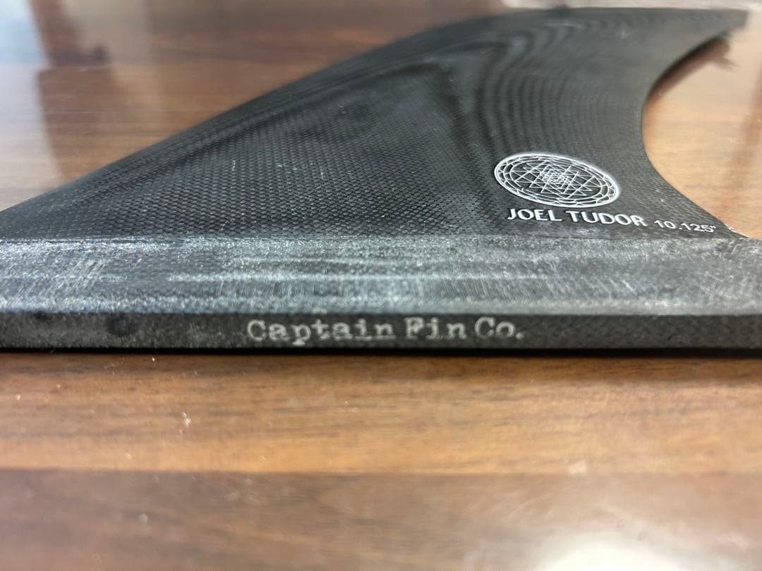 JOEL TUDOR 10.125 pivotフィン