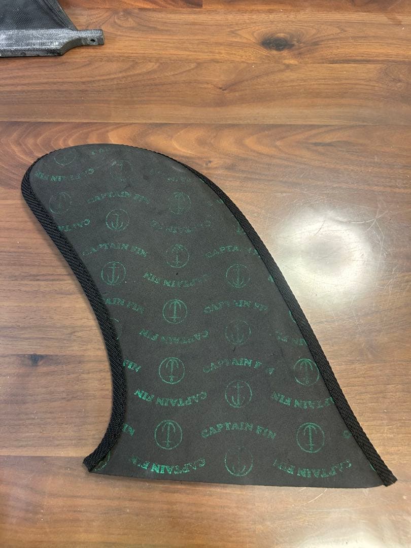 JOEL TUDOR 10.125 pivotフィン