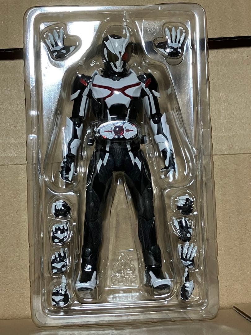 フィギュアーツ 仮面ライダーアークワン