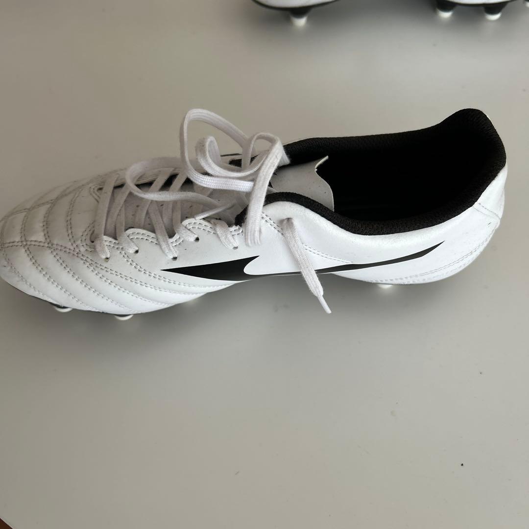 Mizuno Monarcida Neo 2サッカーシューズ ホワイト/ブラック