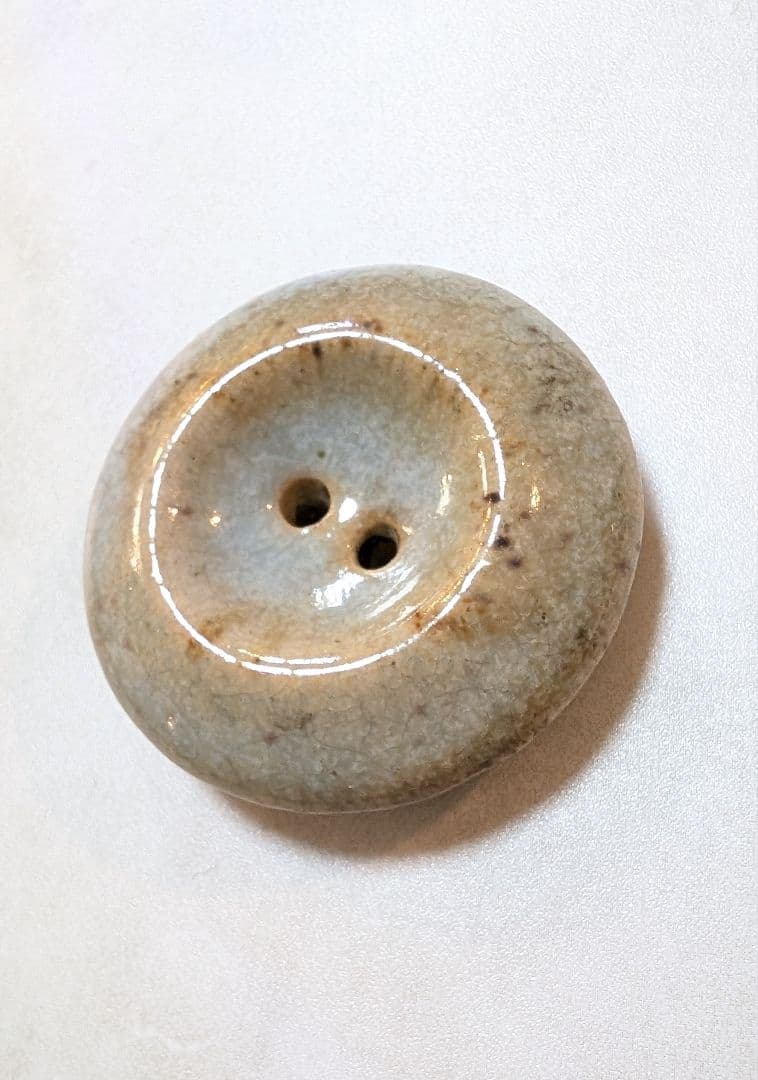 m*8様 No.0320　ルーシー·リー　陶器ボタンA