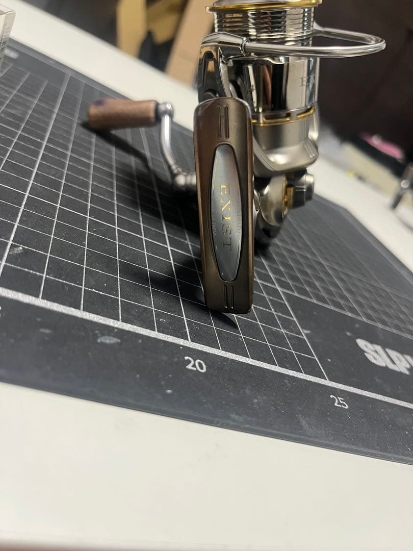 イグジスト　2004 ハイパーカスタム仕様　アイズファクトリードレスアップパーツ