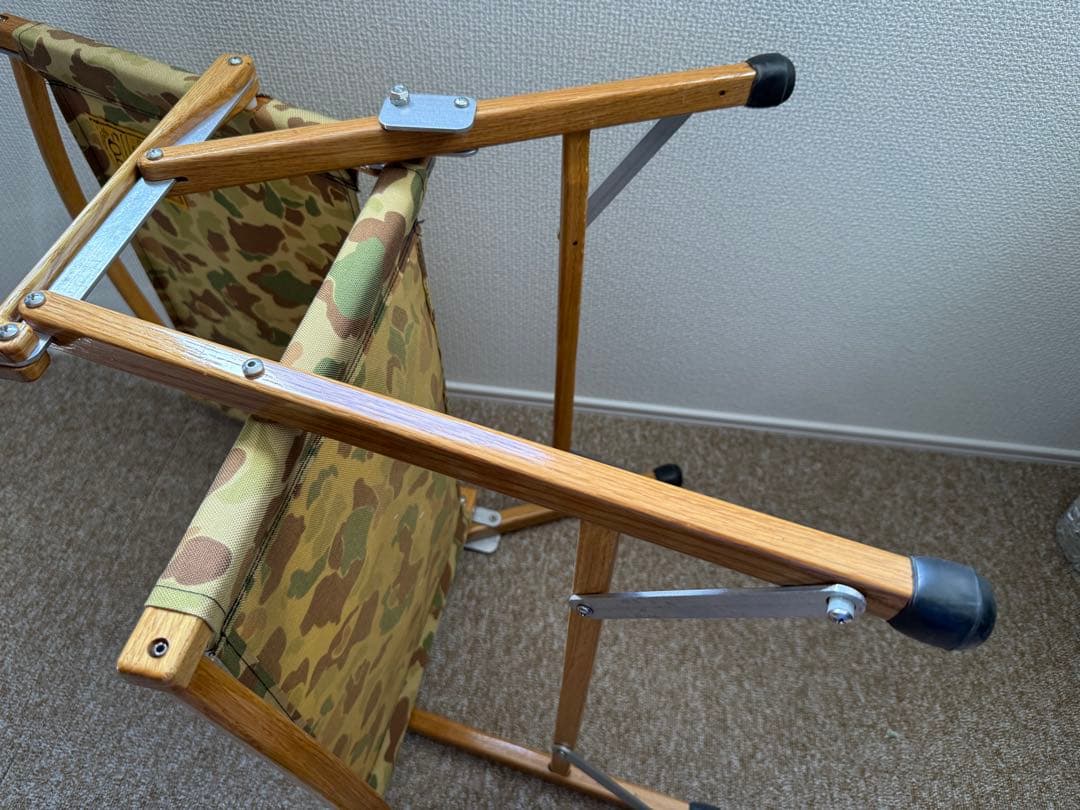 ネイタルデザイン　カーミットチェア　カモ柄　刻印入